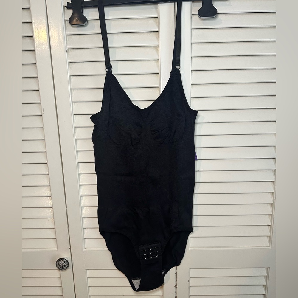 Heyshape Snatched Shapewear Bodysuit, Medium, NWT